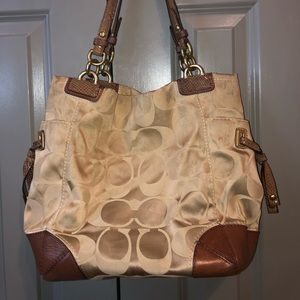 Coach Tote logo purse